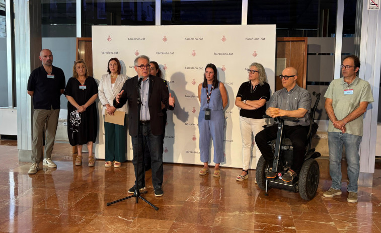 El Ayuntamiento de Barcelona presenta un plan de choque para mejorar la seguridad en el barrio de Sant Antoni