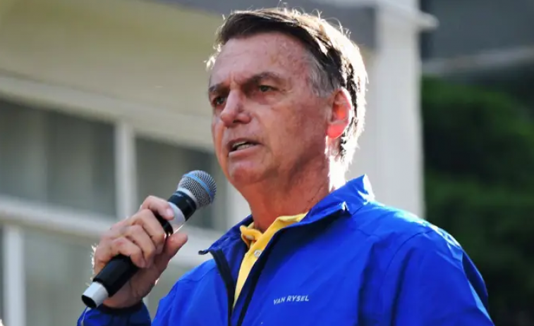 Bolsonaro, bajo arresto domiciliario por incumplir restricciones judiciales