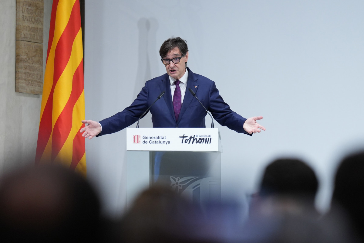 El presidente de la Generalitat, Salvador Illa, durante la presentación del 'Informe anual de l'economia catalana 2024', en el Palau de la Generalitat, a 7 de julio de 2025, en Barcelona, Catalunya (