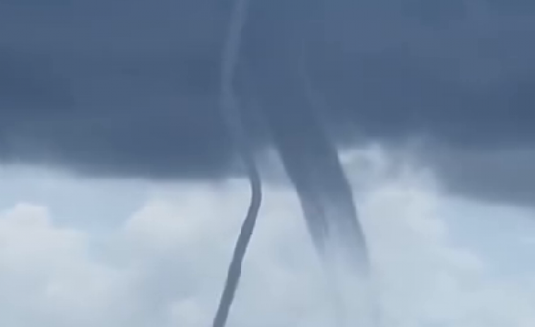 VIDEO: turistas relatan su encuentro con dos tornados marinos