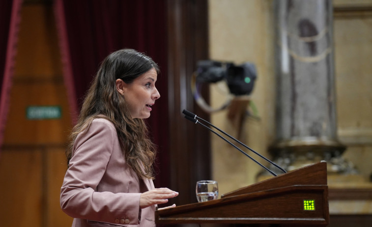 Junts acusa al Govern de Illa de “mala gestión, sumisión a Madrid y desnacionalización”