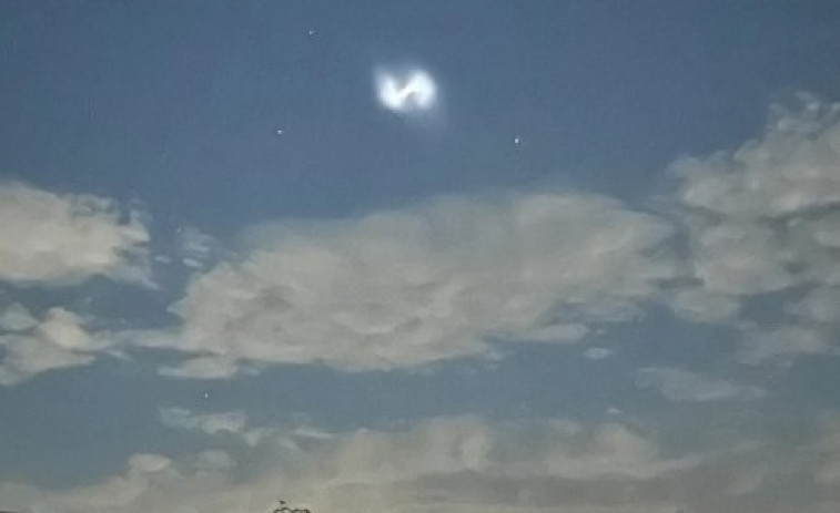 Vídeo: Misteriosas espirales de luz en el cielo nocturno