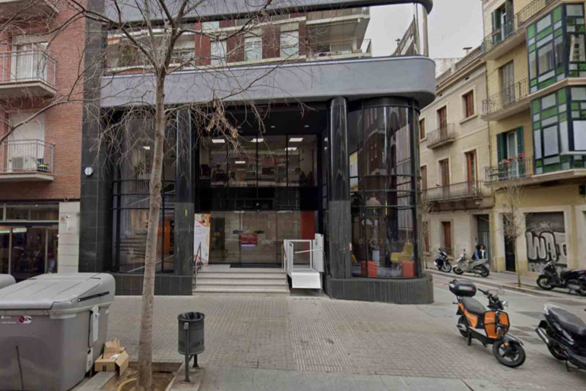 Sede de NL College en Barcelona   GOOGLE MAPS