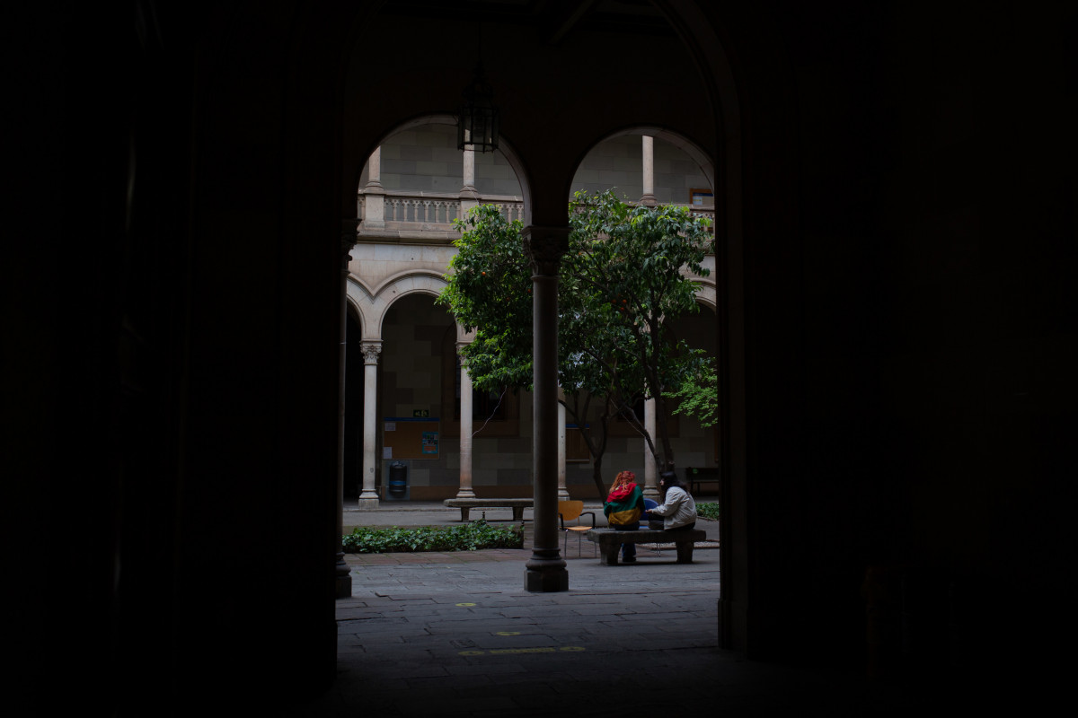 Archivo - Claustro de la sede central de la Universitat de Barcelona (UB)