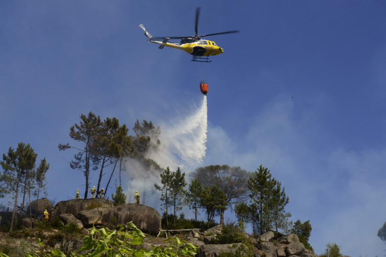 España reduce los incendios activos, pero Galicia empeora y supera las 88.000 hectáreas calcinadas