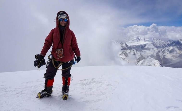 Alpinista atrapada más de una semana a 7000 metros: su rescate se convierte en una tragedia