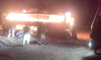 Accidente e incendio de autobús  en Afganistán  dejan un saldo de 79 muertos