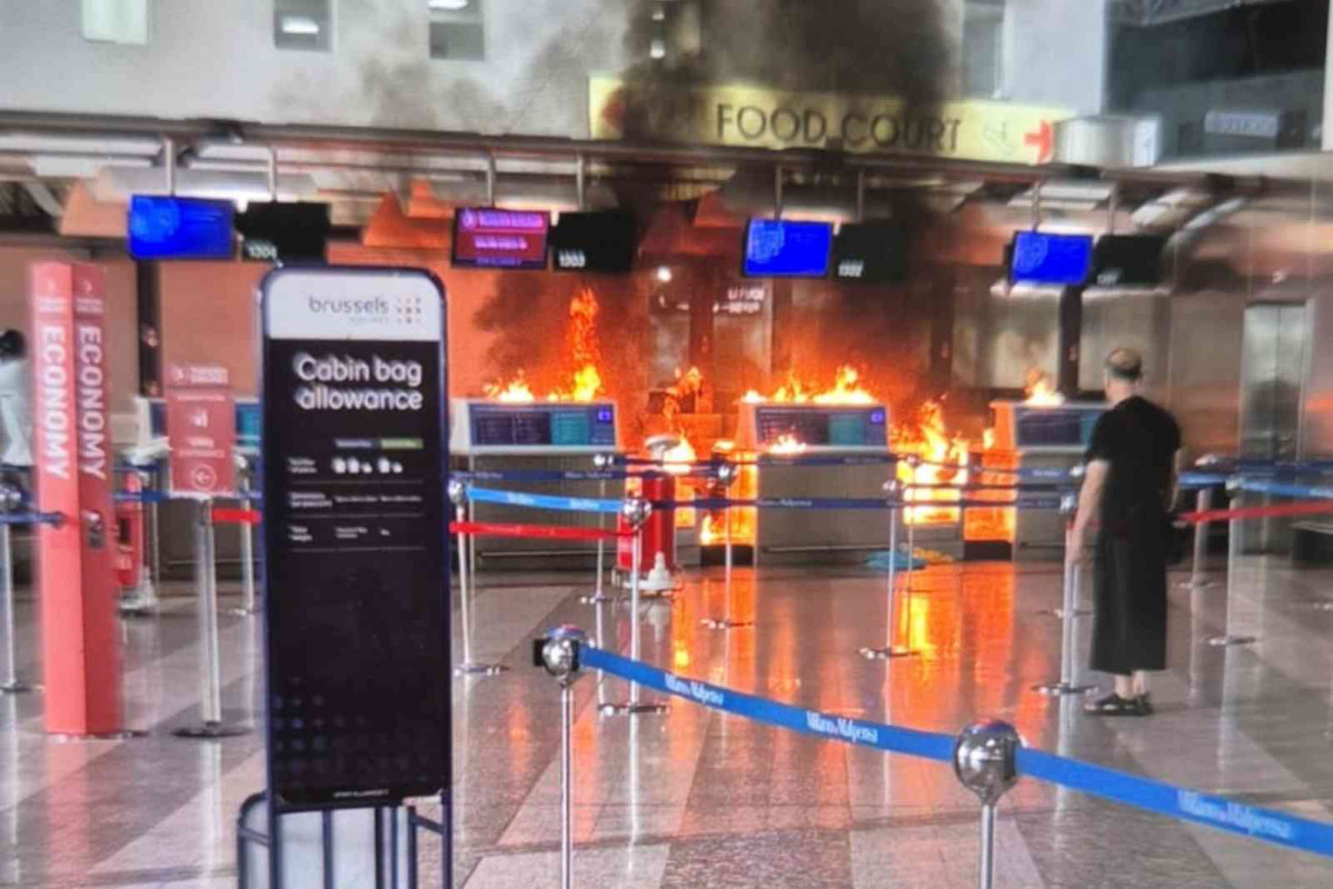 Mostrador de facturación ardiendo en el Aeropuerto de Milán