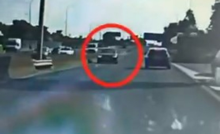 VIDEO: Cuatro veces en sentido contrario: La Guardia Civil detiene a un conductor por una serie de infracciones graves