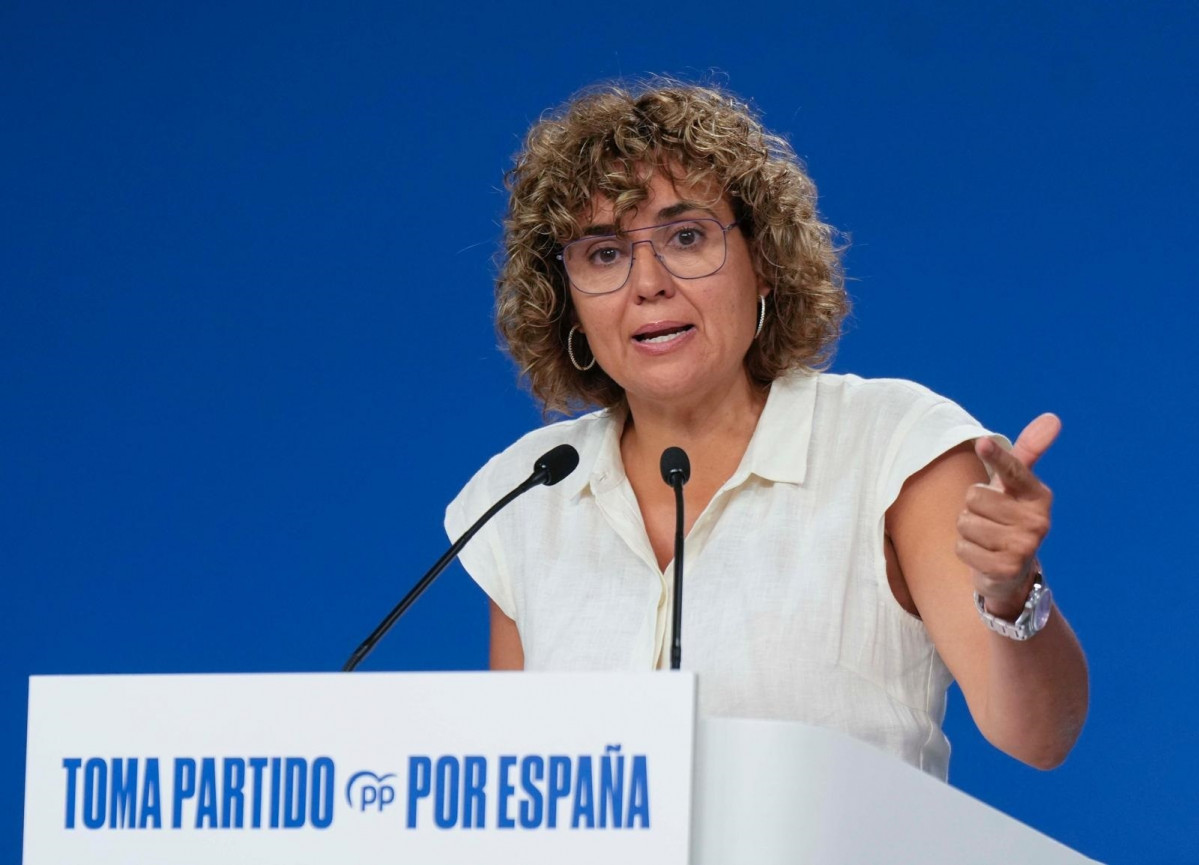 EuropaPress 6911358 dolors montserrat secretaria general pp europeo rueda prensa sede genova (1)