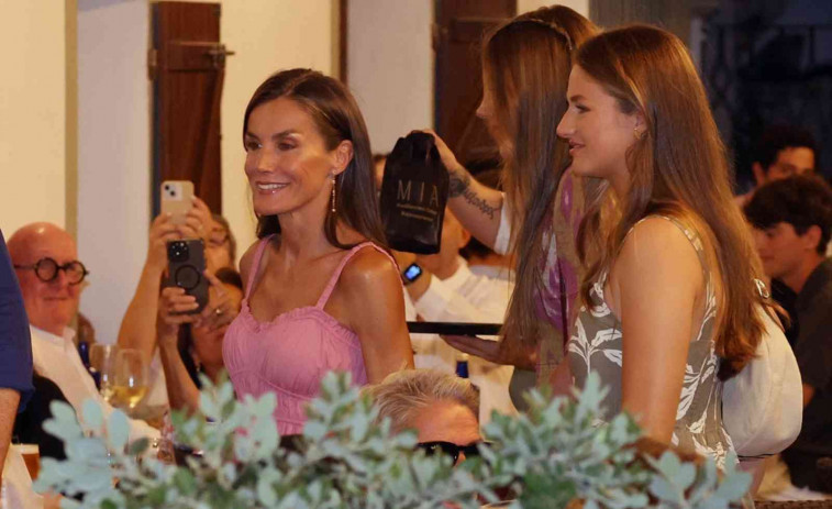 Leonor y Letizia salvan la Corona: las dos mujeres que aseguran la imagen de la monarquía española