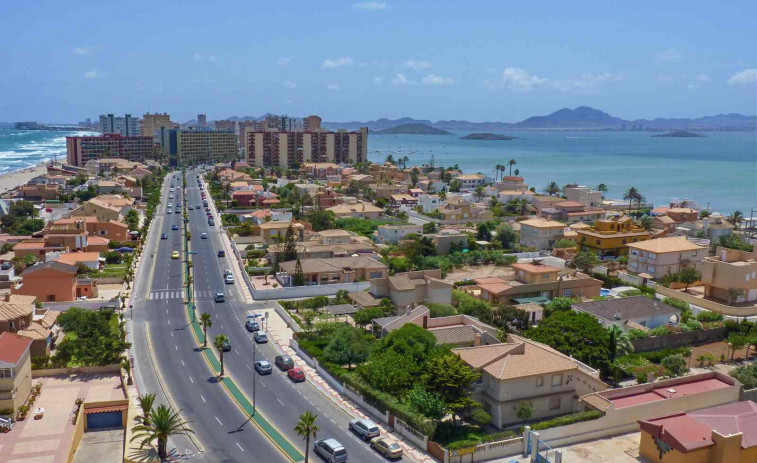 Alarma en La Manga: más de 100 personas intoxicadas por salmonela en un hotel