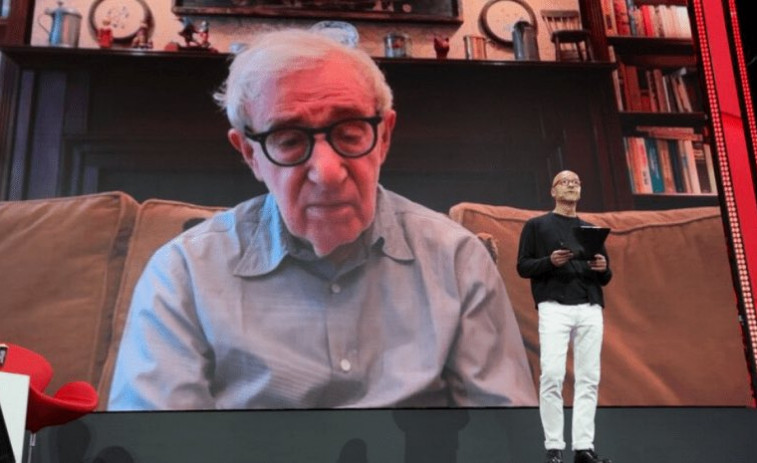 Woody Allen, criticado por aparecer en un festival ruso en plena guerra
