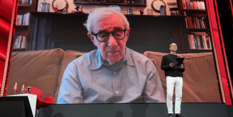 Woody Allen, criticado por aparecer en un festival ruso en plena guerra