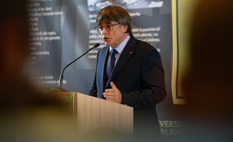 Una cumbre para definir el rumbo: Puigdemont convoca al grupo parlamentario de Junts en Waterloo