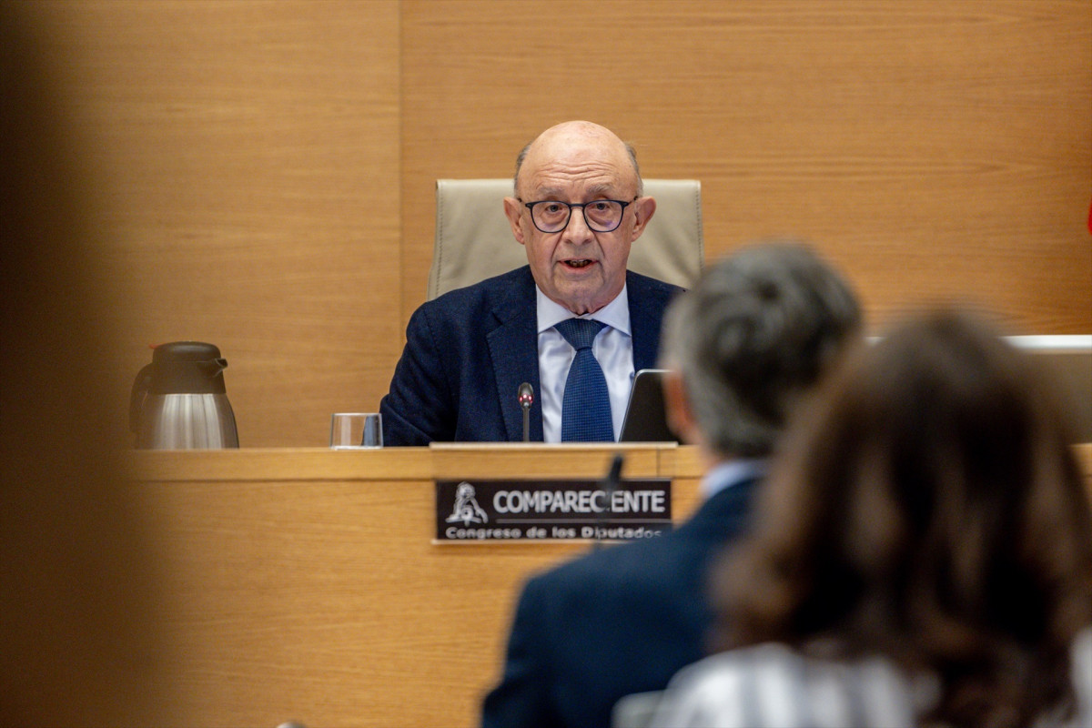 EuropaPress 6862298 exministro hacienda funcion publica cristobal ricardo montoro comparece
