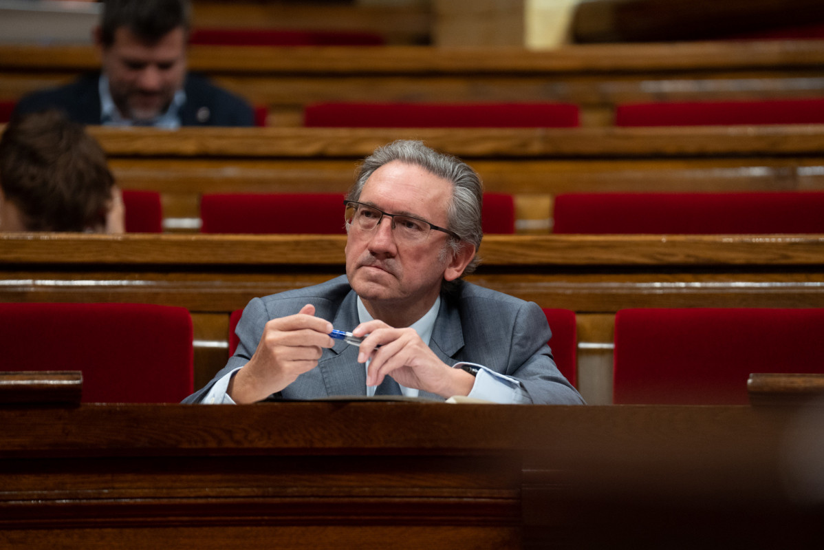 Archivo - El conseller de Economía y Hacienda de la Generalitat, Jaume Giró, durante una sesión plenaria en el Parlament de Catalunya, a 6 de octubre de 2022, en Barcelona, Cataluña (España). Dur