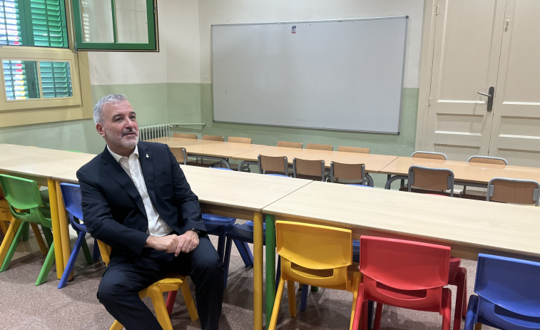 Collboni quiere revolucionar la educación en Barcelona: ha mejorado 104 centros