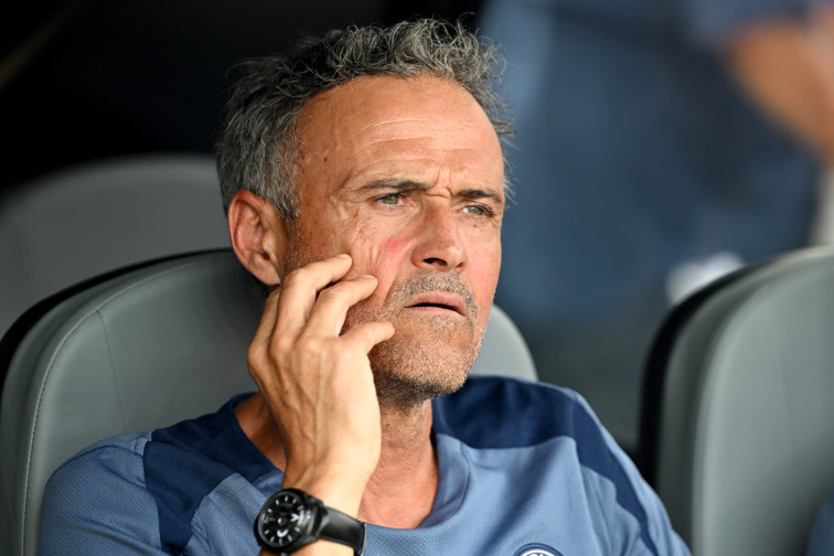Preocupación en el PSG: Luis Enrique sufre una fractura y tendrá que pasar por quirófano