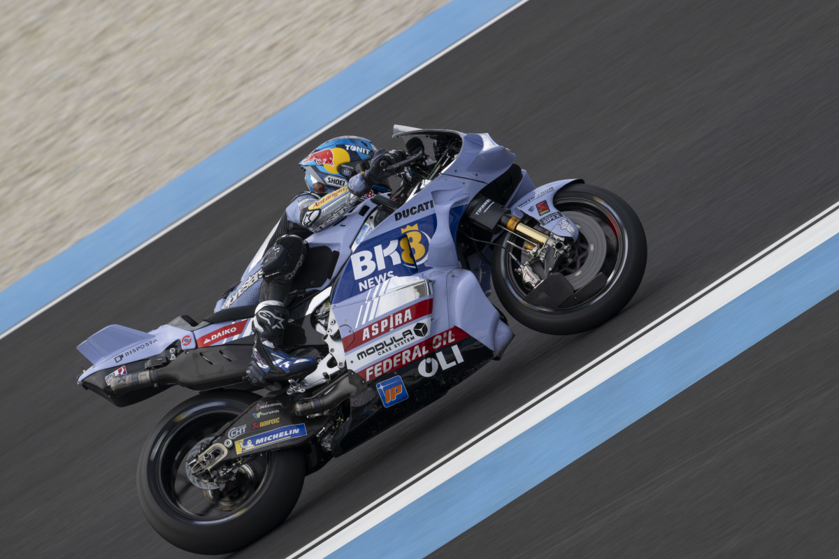 EuropaPress 6912283 73 marquez alex spa gresini racing motogp ducati desmosedici gp24 action