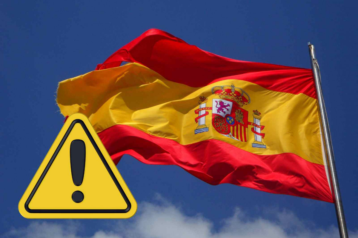 España, alerta   CANVA