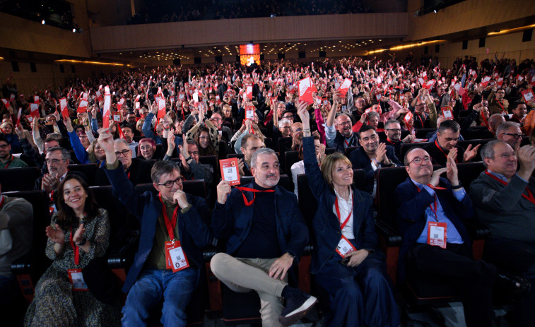 El PSC lanza un llamamiento a la unidad y al progreso compartido en la Diada de Catalunya