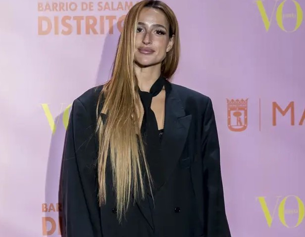 La cantante barcelonesa Belén Aguilera triunfa en redes con el lanzamiento de 