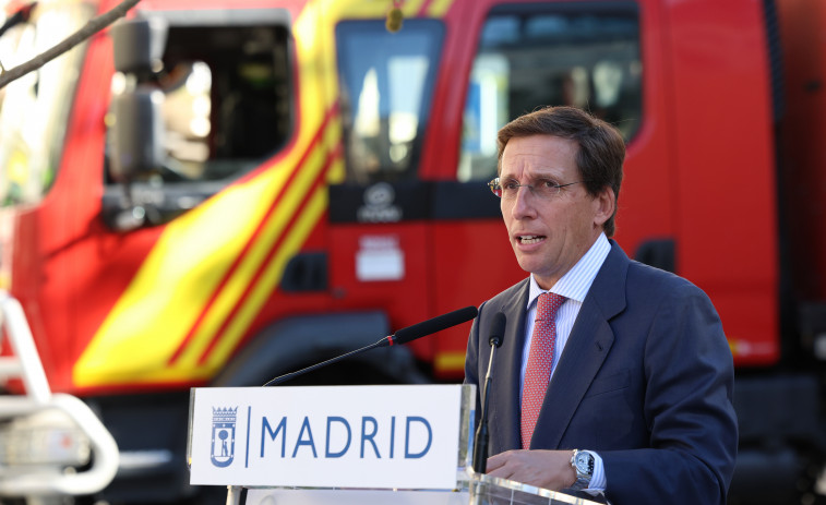 - Vídeo: Almeida responsabiliza a Sánchez de los disturbios que paralizan la Vuelta en Madrid
