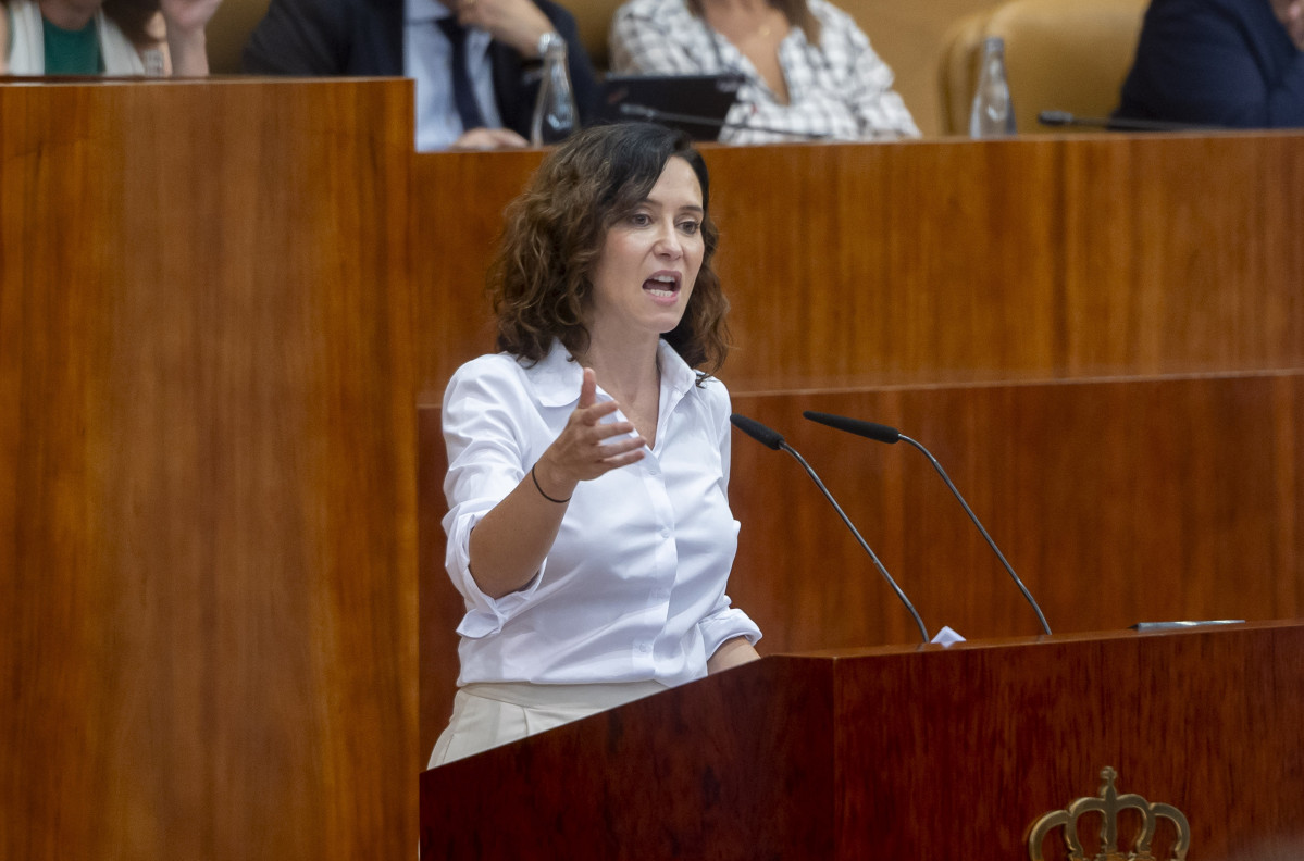 La presidenta de la Comunidad de Madrid, Isabel Díaz Ayuso, interviene durante el segundo día del Debate sobre el Estado de la Región, en la Asamblea de Madrid, a 12 de septiembre de 2025,