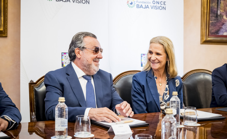 La Infanta Elena, nombrada presidenta de honor de la Fundación ONCE Baja Visión