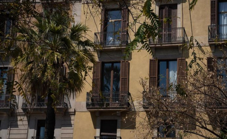 “La vivienda es un derecho, no un lujo”: ERC ataca la inacción del gobierno de Barcelona