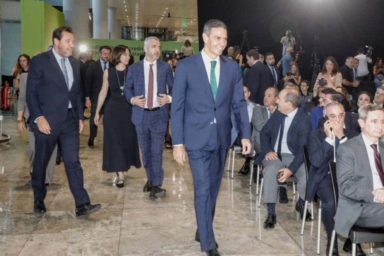 Pedro Sánchez anuncia 13.000 millones de inversión de Aena en los aeropuertos