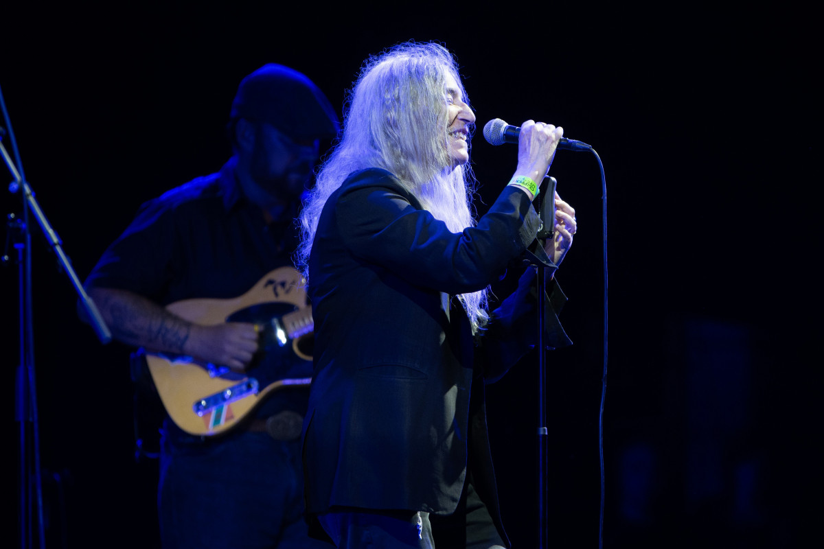 Archivo - La cantante Patti Smith durante un concierto en el festival Les Nits de Barcelona, en 2024, en una imagen de archivo.