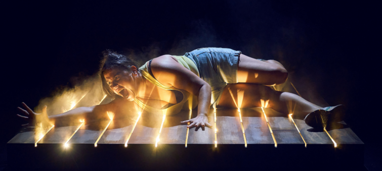 El problema de la búsqueda de vivienda por los jóvenes en “Llogatera” (Akadèmia)