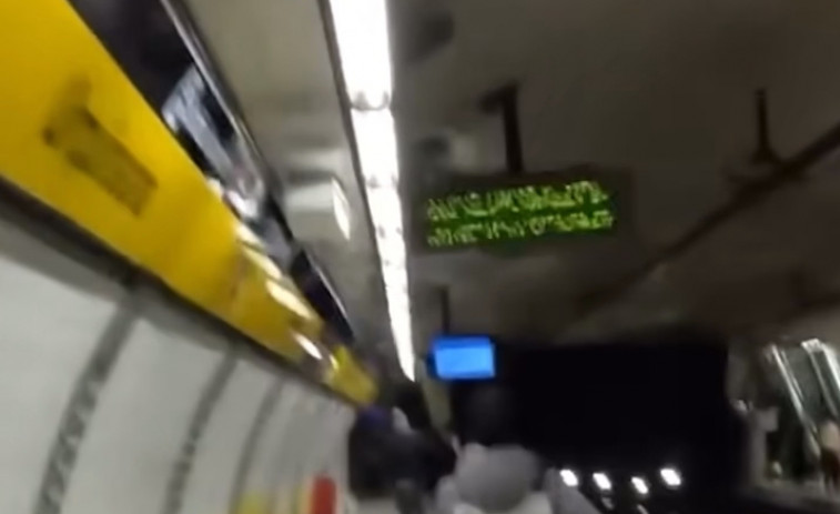 De víctimas a guardianes: la peligrosa iniciativa de los activistas contra carteristas en el metro de Barcelona