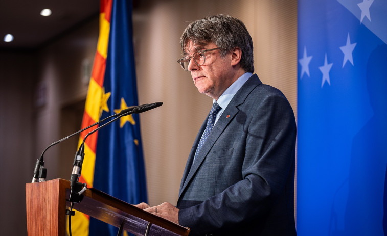 Puigdemont reprocha a Illa hacer una 