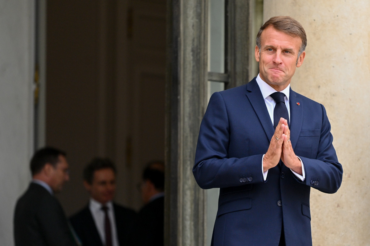 EuropaPress 6958709 16 september 2025 france paris french president emmanuel macron waits for