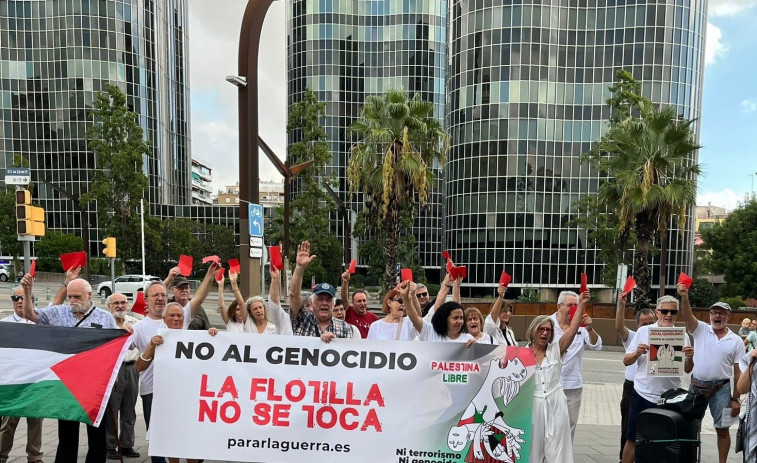 - Vídeo: Los sanitarios se concentran en el Consulado de Israel y denuncian el genocidio en Gaza