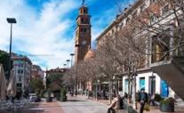 Más allá de la foto de la plaza: Los vecinos de Bellvitge en l'Hospitalet no compran un 'efecto Vox' que solo deja más odio y precariedad donde gobierna