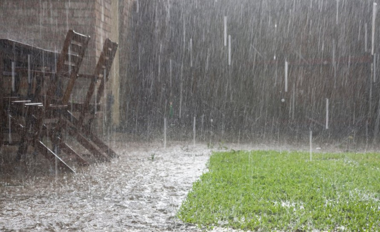 Una persona muerta y otra desaparecida por las lluvias torrenciales