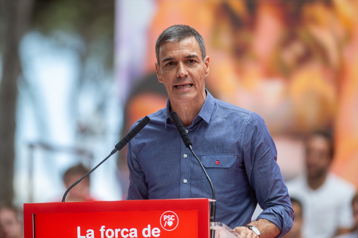 EuropaPress 6971543 presidente gobierno pedro sanchez interviene fiesta rosa psc 21 septiembre
