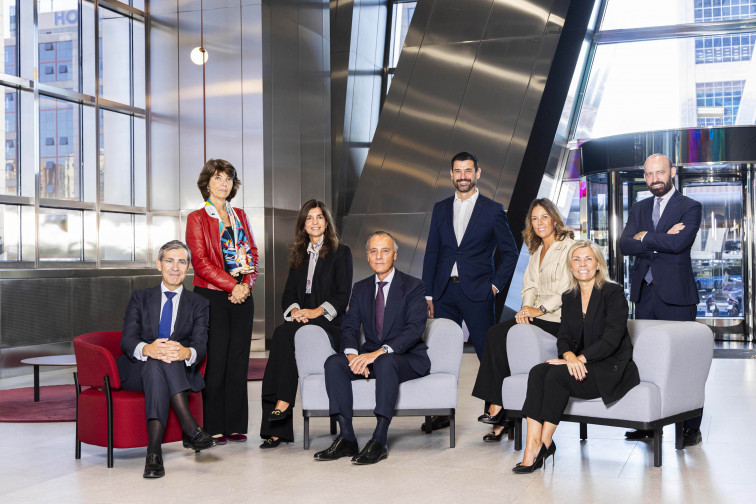 CaixaBank AM renueva su cúpula: Juan Gandarias preside y Belén Martín asume la vicepresidencia