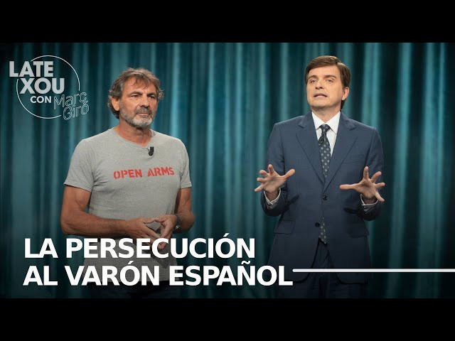 Feminista persigue a varón español que persigue a migrante | Monólogo Late Xou con Marc Giró