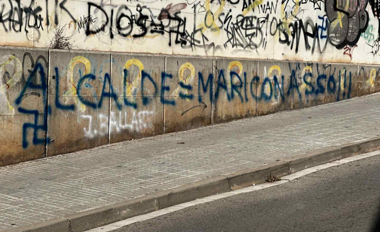 Indignante ataque homófobo en Terrassa: aparecen pintadas contra el alcalde Jordi Ballart