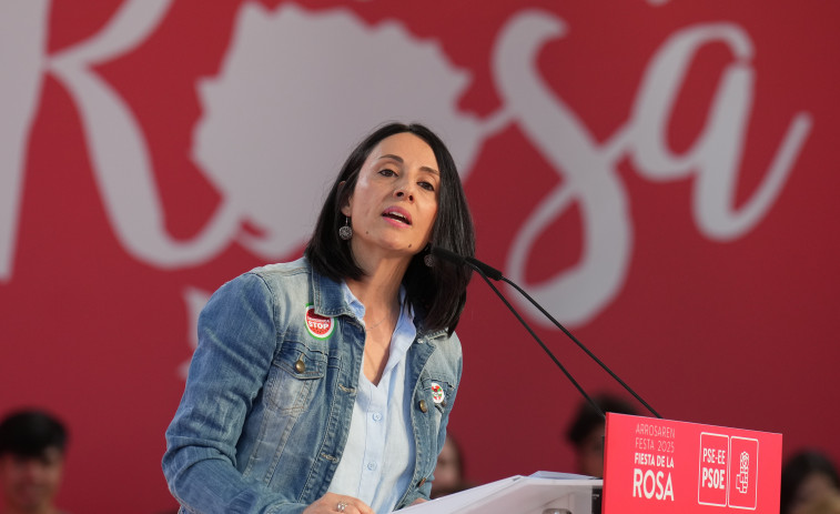 Vídeo - Rebeca Torró acusa a Feijóo de abrir paso a la ultraderecha y condenar al PP frente al PSOE
