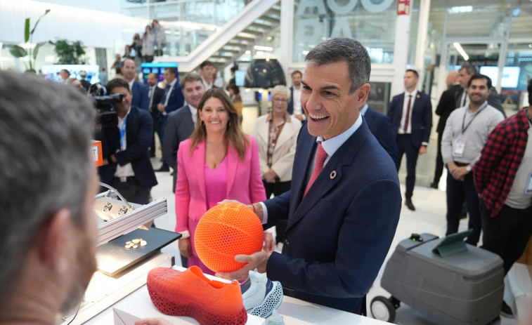Sánchez visita el DFactory de la Zona Franca de Barcelona durante la 6a edición de la BNEW