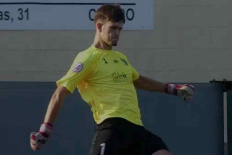 Luto en el fútbol español: fallece un jugador de 19 años tras recibir un fuerte golpe durante un partido