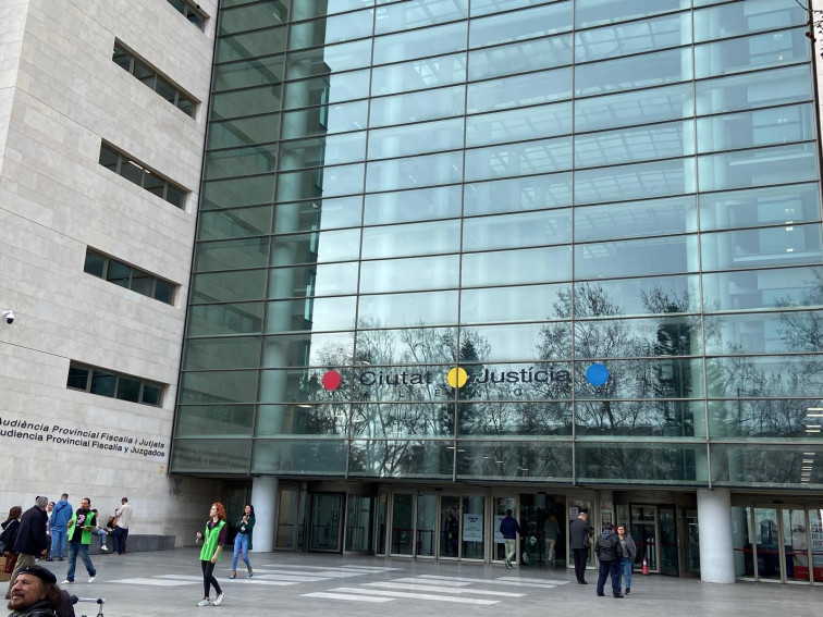 Detenido un hombre por matar a otro apuñalándolo con un paraguas