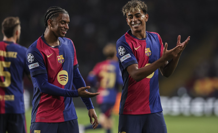 El lateral Alejandro Balde recibe el alta y es la novedad del Barça-PSG
