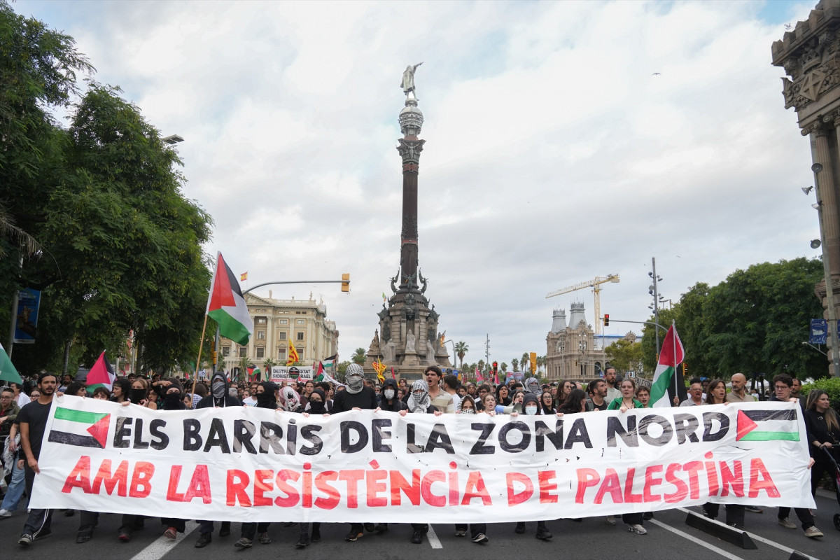 EuropaPress 6998279 cientos personas concentracion apoyo global sumud flotilla plaza carbonera